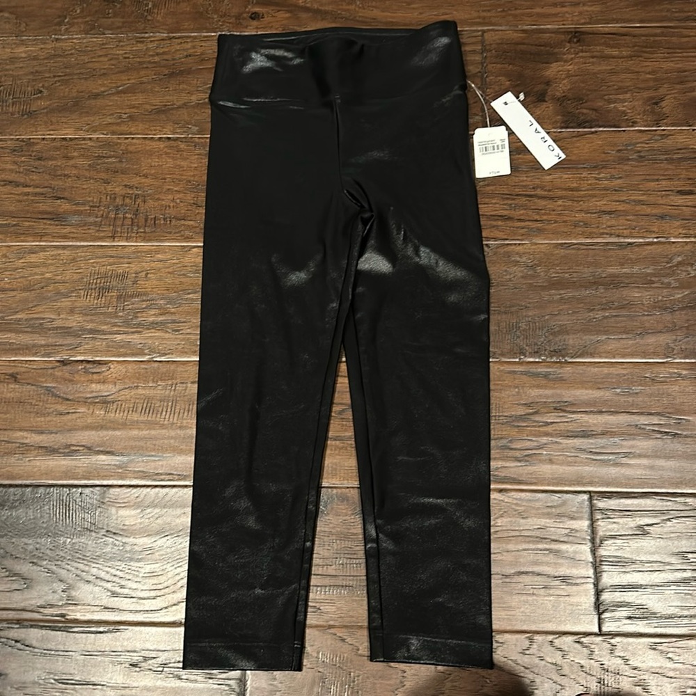 SHINY BLACK KORAL LEGGINGS